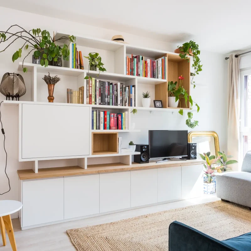 Meuble sur mesure Bois et Blanc