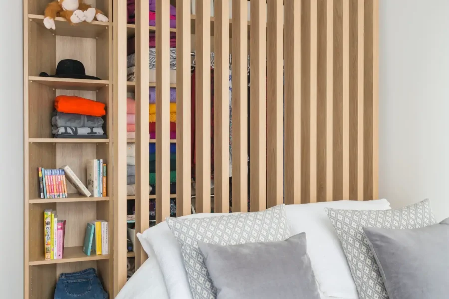 Circulation fluide autour de la tête de lit claustra sur mesure